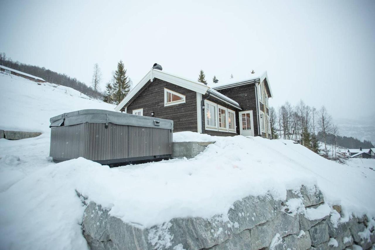 Rolfhytta Villa Sogndal Eksteriør bilde
